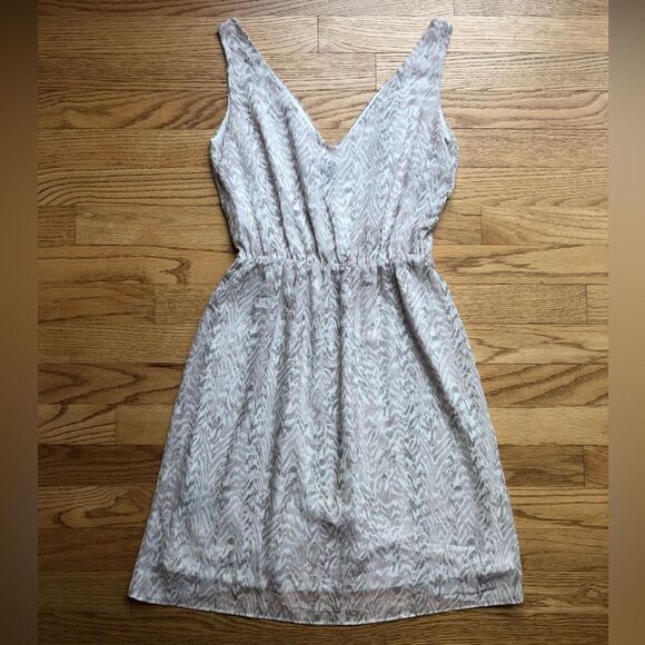 H&M White Beige Sleeveless Faux Wrap Tulip Hem Mini Dress 2 - Picture 4 of 4